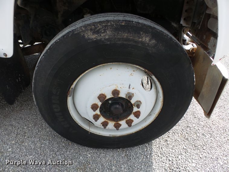 image for item DH7890 1990 Ford L8000 flatbed truck