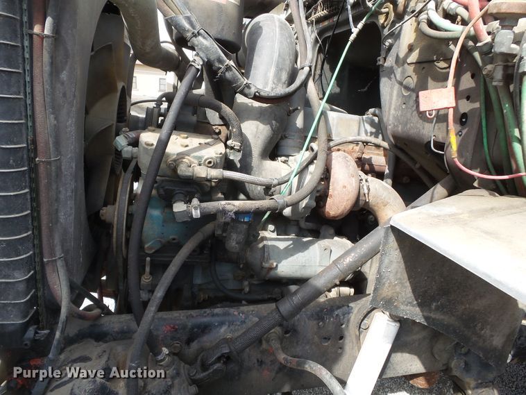 image for item DH7890 1990 Ford L8000 flatbed truck