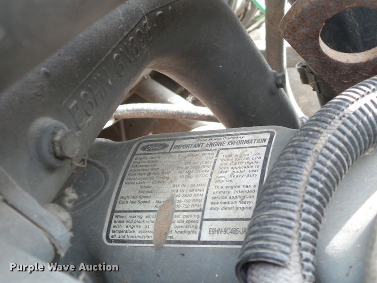 image for item DH7890 1990 Ford L8000 flatbed truck