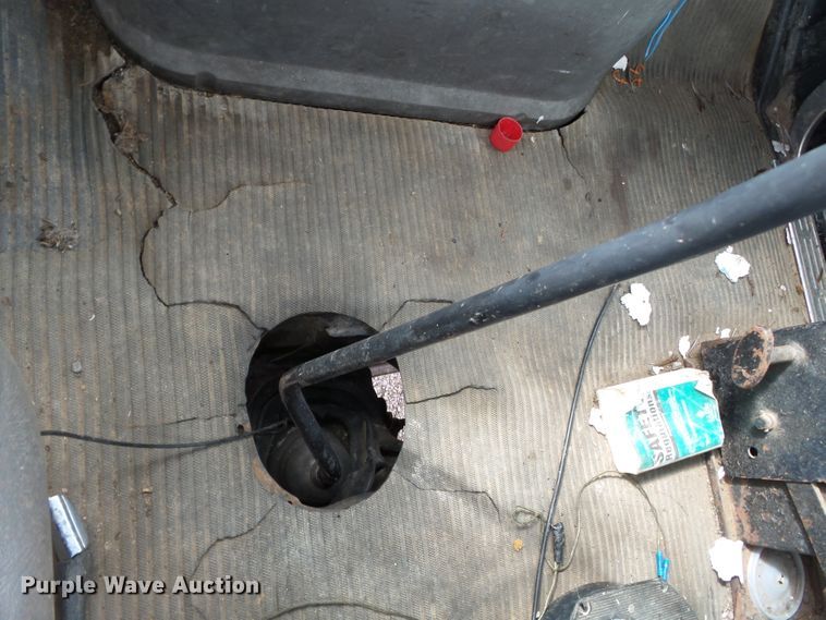 image for item DH7890 1990 Ford L8000 flatbed truck