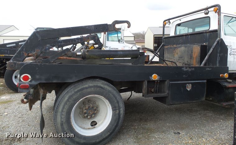 image for item DH7891 1990 Ford L8000 flatbed truck