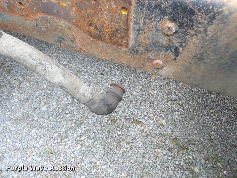 image for item DH7891 1990 Ford L8000 flatbed truck