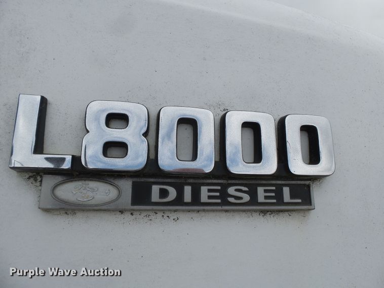 image for item DH7891 1990 Ford L8000 flatbed truck