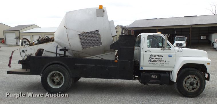 image for item DH7892 1988 Ford F700 sewer rodder truck
