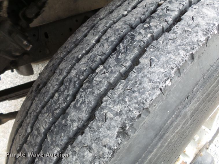 image for item DH7892 1988 Ford F700 sewer rodder truck