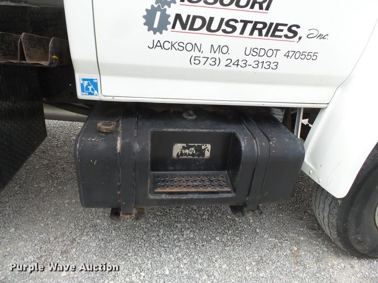 image for item DH7892 1988 Ford F700 sewer rodder truck