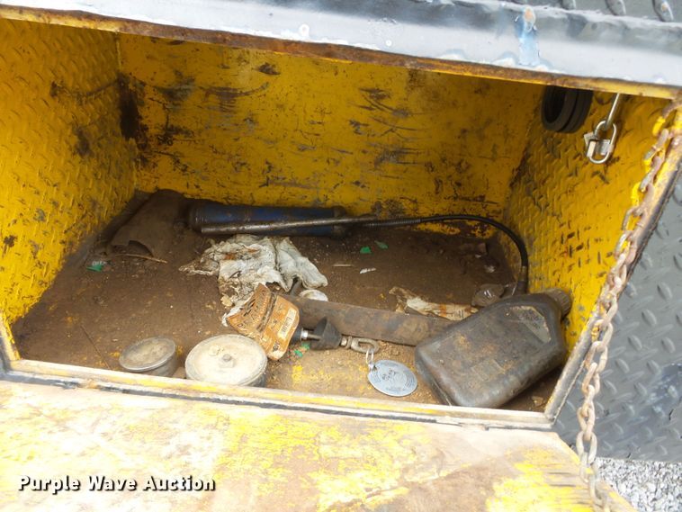 image for item DH7892 1988 Ford F700 sewer rodder truck