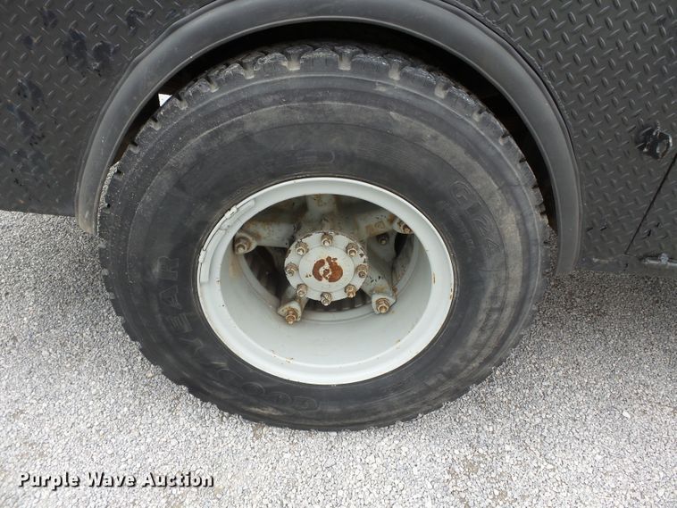 image for item DH7892 1988 Ford F700 sewer rodder truck