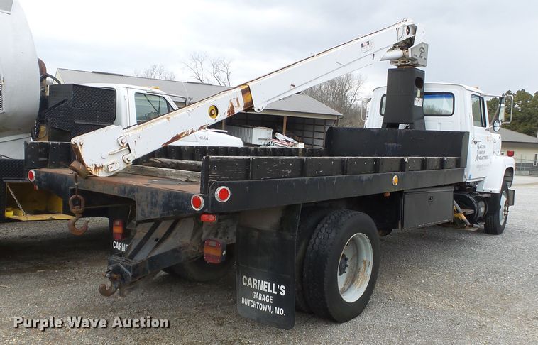 image for item DH7893 1987 Ford L8000 crane truck