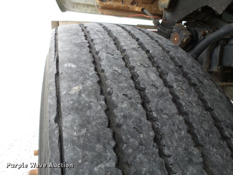 image for item DH7893 1987 Ford L8000 crane truck