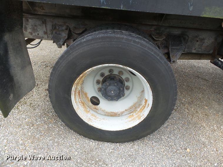 image for item DH7893 1987 Ford L8000 crane truck