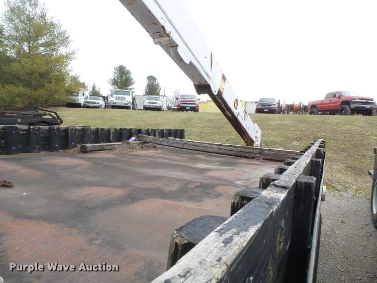 image for item DH7893 1987 Ford L8000 crane truck