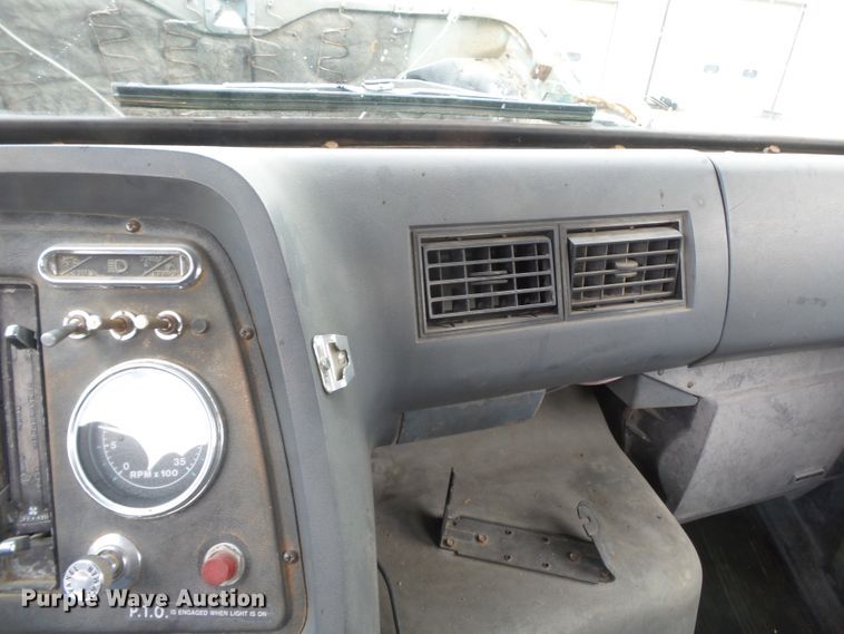 image for item DH7893 1987 Ford L8000 crane truck