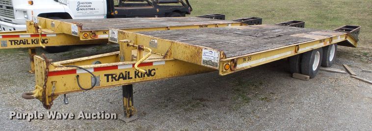 image for item DH7894 2002 Trail King TK20-2400 equipment trailer