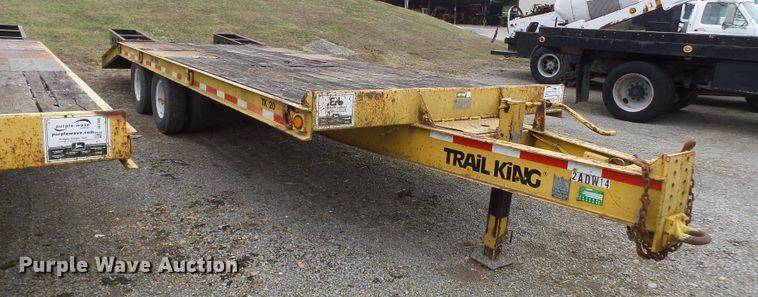 image for item DH7894 2002 Trail King TK20-2400 equipment trailer