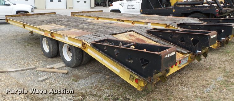 image for item DH7894 2002 Trail King TK20-2400 equipment trailer