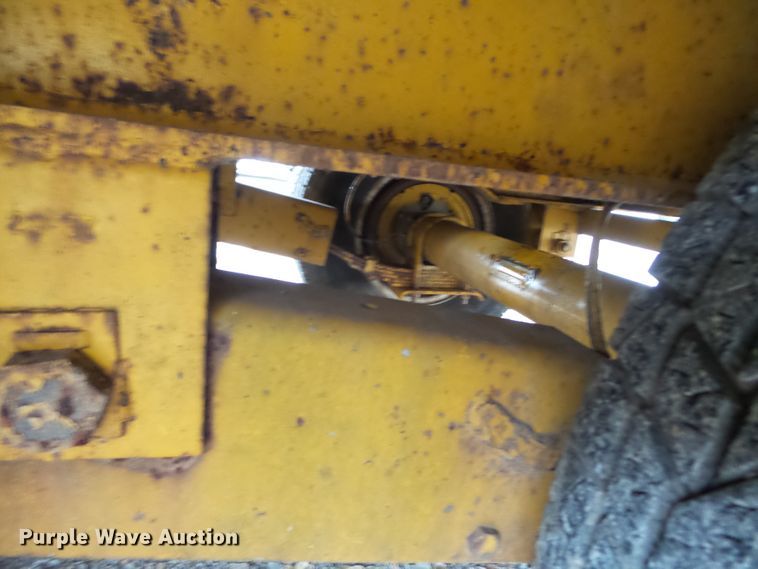 image for item DH7894 2002 Trail King TK20-2400 equipment trailer