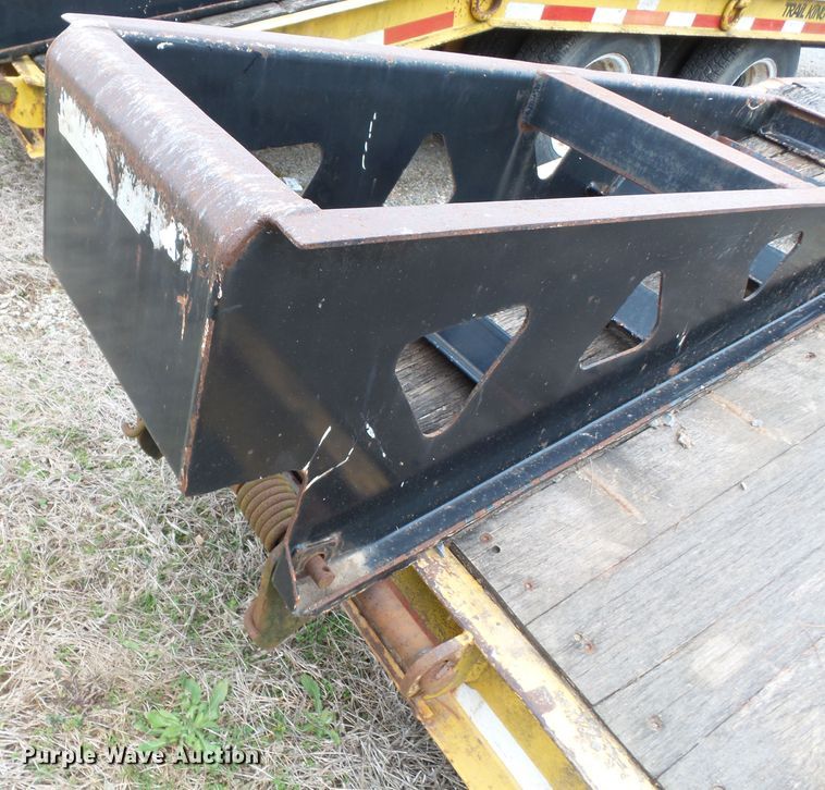 image for item DH7895 2002 Trail King TK20-2400 equipment trailer