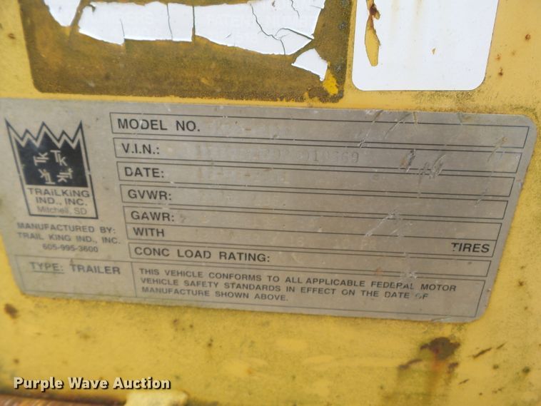 image for item DH7895 2002 Trail King TK20-2400 equipment trailer