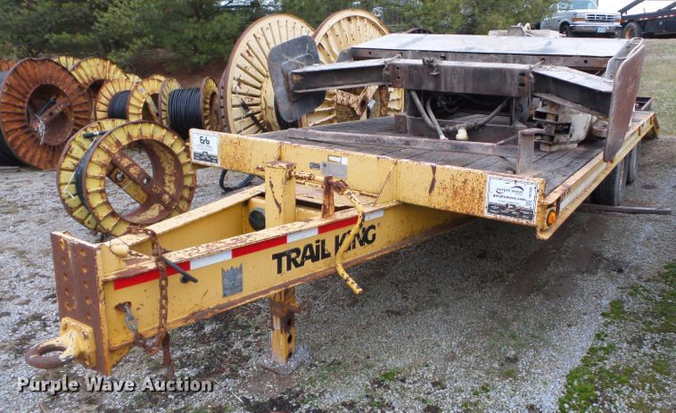 image for item DH7896 2002 Trail King TK20-2400 equipment trailer