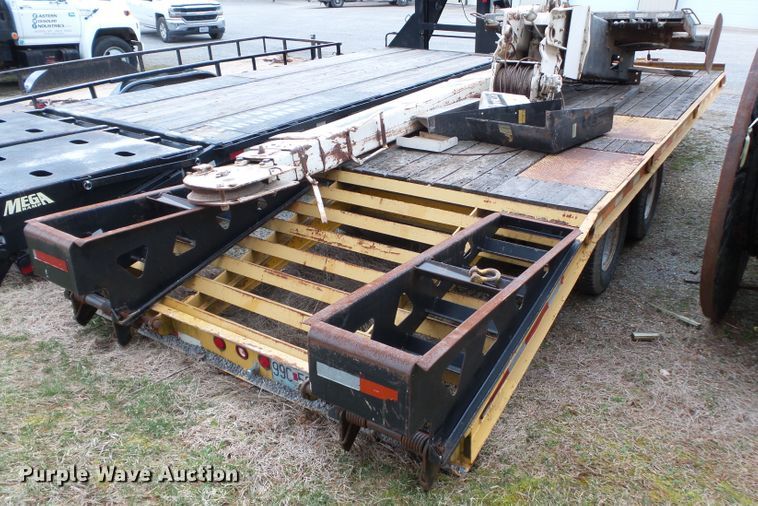 image for item DH7896 2002 Trail King TK20-2400 equipment trailer