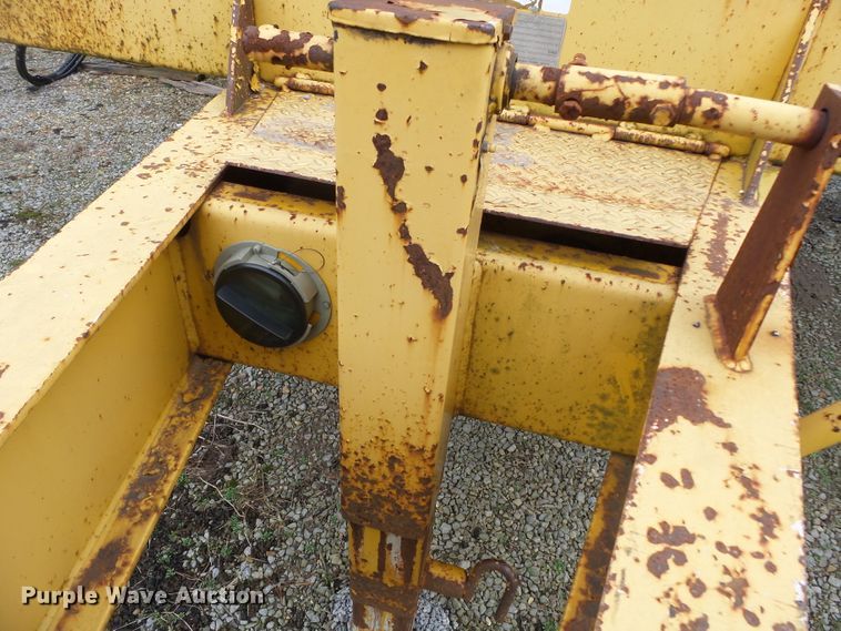 image for item DH7896 2002 Trail King TK20-2400 equipment trailer