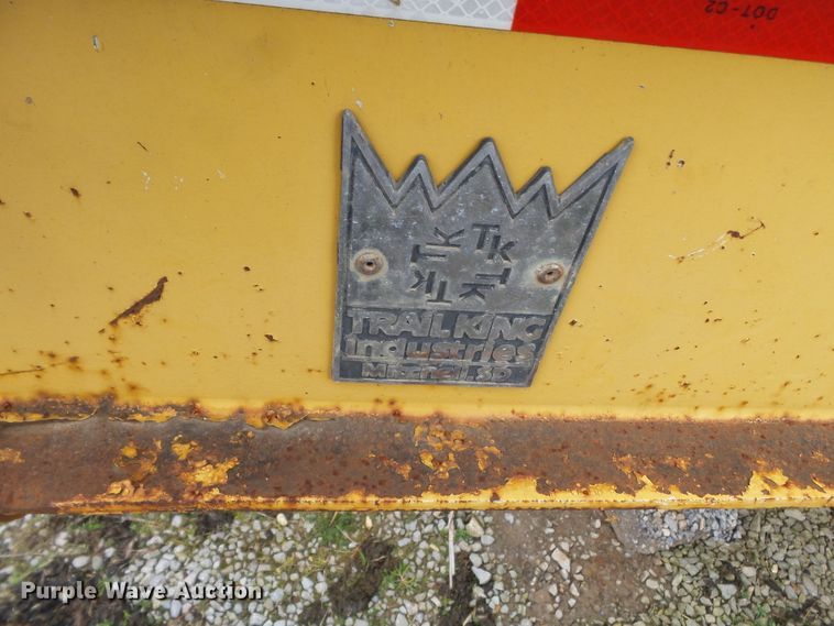 image for item DH7896 2002 Trail King TK20-2400 equipment trailer