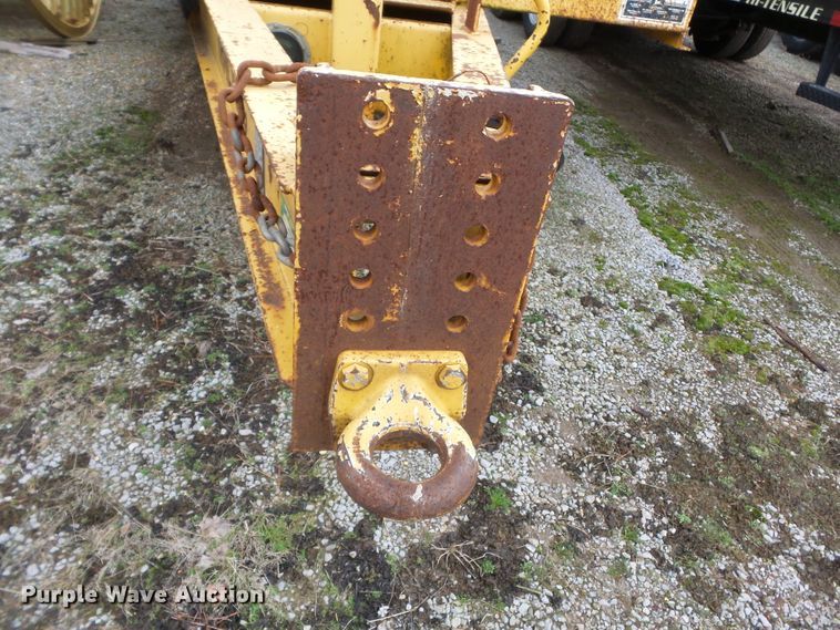 image for item DH7896 2002 Trail King TK20-2400 equipment trailer