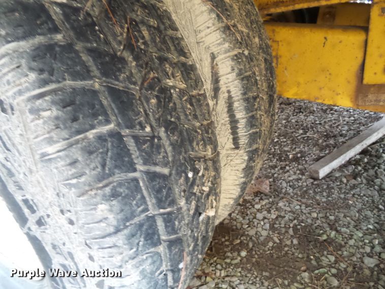 image for item DH7896 2002 Trail King TK20-2400 equipment trailer