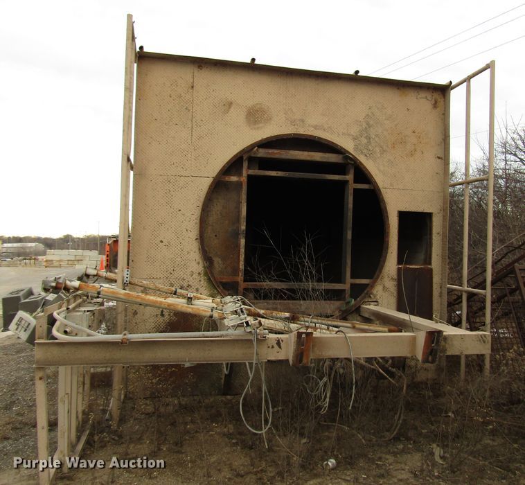 image for item DH8353 Havens asphalt silo