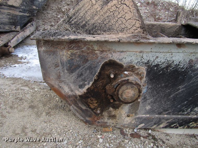 image for item DH8353 Havens asphalt silo