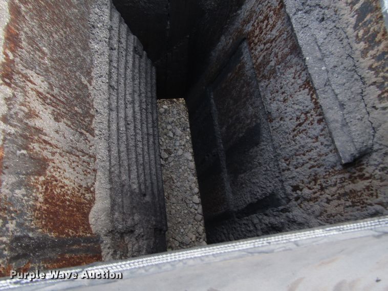 image for item DH8353 Havens asphalt silo