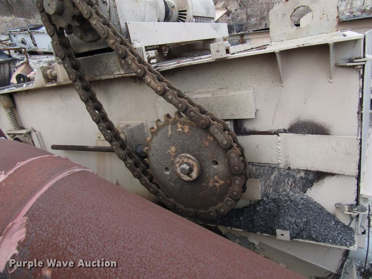 image for item DH8353 Havens asphalt silo