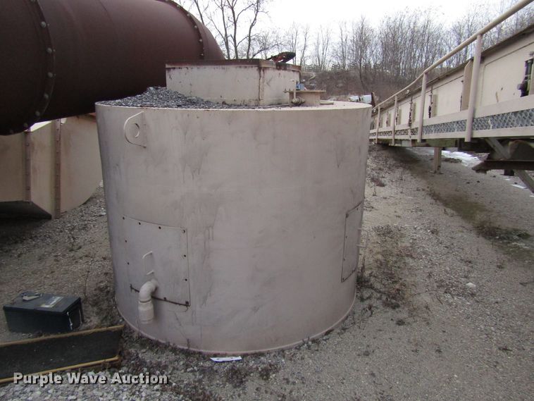 image for item DH8353 Havens asphalt silo