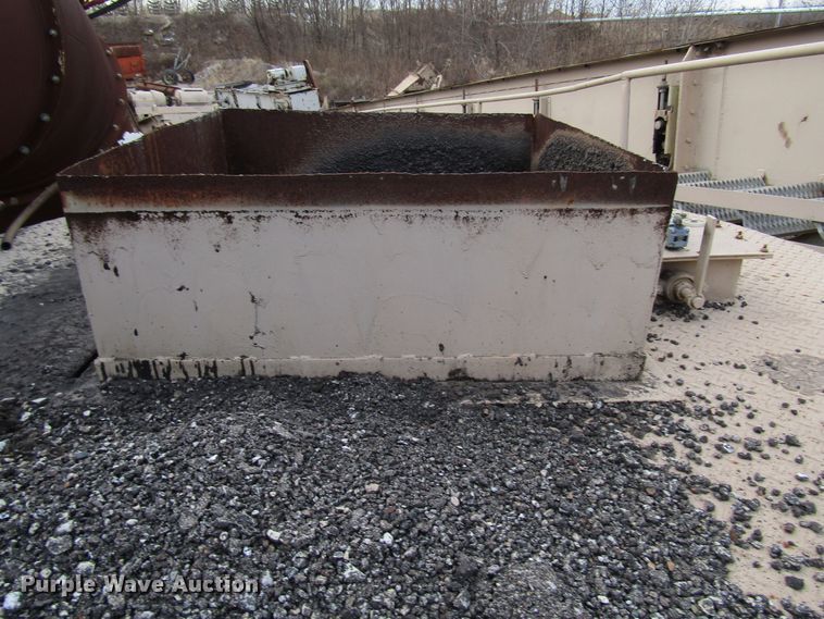 image for item DH8353 Havens asphalt silo