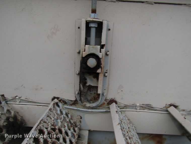 image for item DH8353 Havens asphalt silo