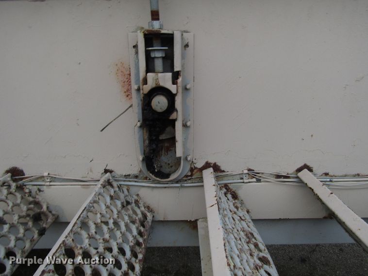 image for item DH8353 Havens asphalt silo