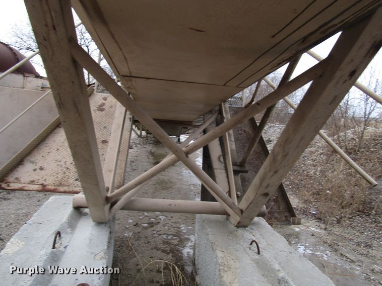 image for item DH8353 Havens asphalt silo