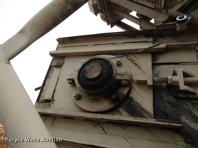 image for item DH8353 Havens asphalt silo