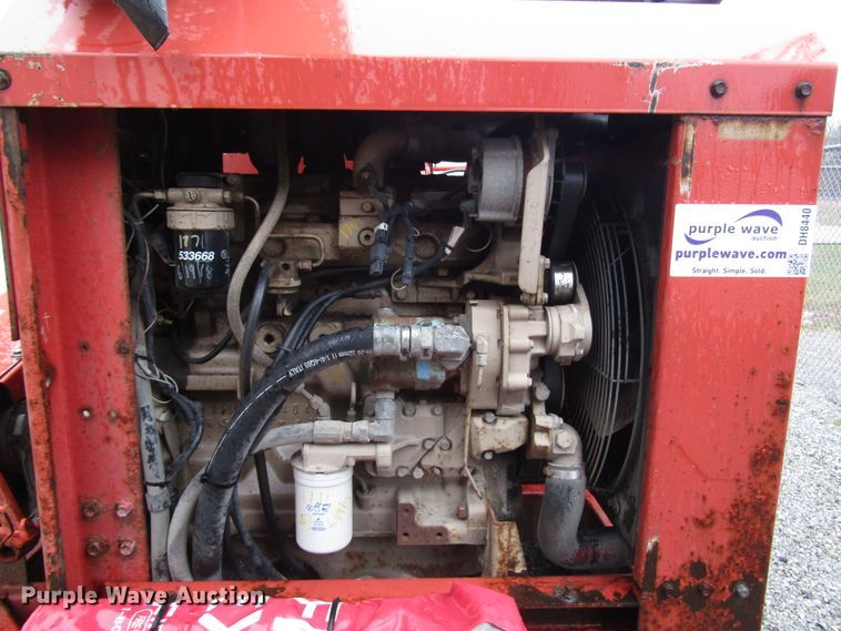 image for item DH8440 2006 Morbark Hurricane 18 wood chipper