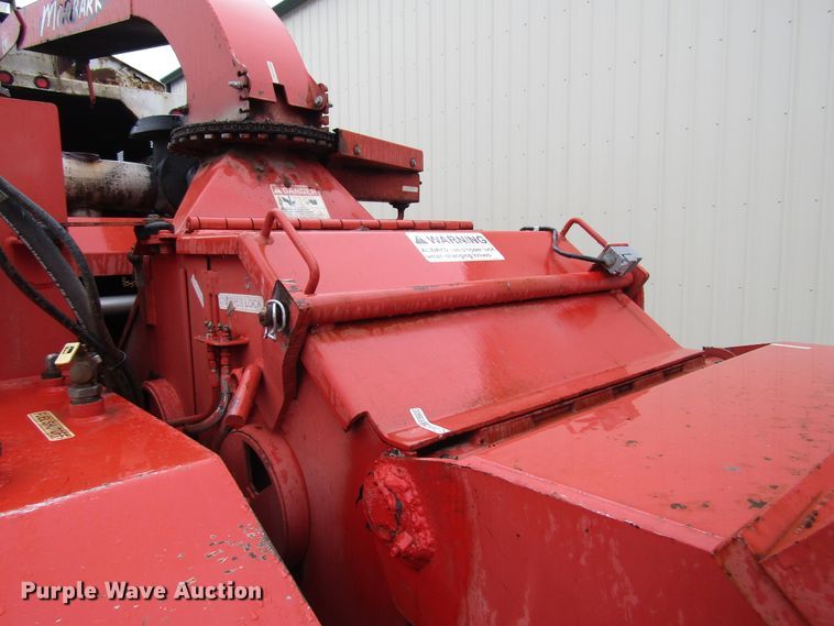 image for item DH8440 2006 Morbark Hurricane 18 wood chipper