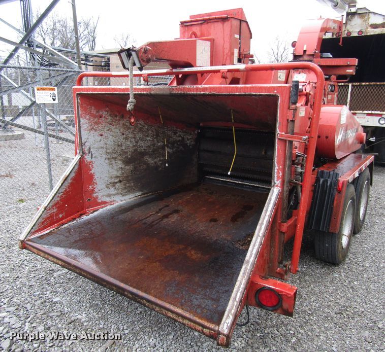 image for item DH8440 2006 Morbark Hurricane 18 wood chipper