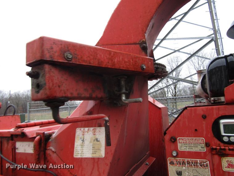 image for item DH8440 2006 Morbark Hurricane 18 wood chipper