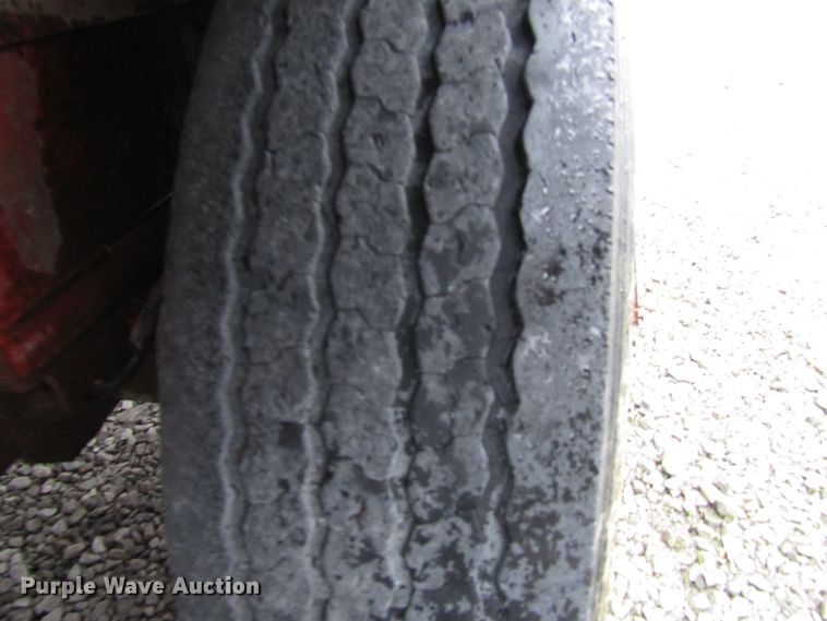 image for item DH8440 2006 Morbark Hurricane 18 wood chipper