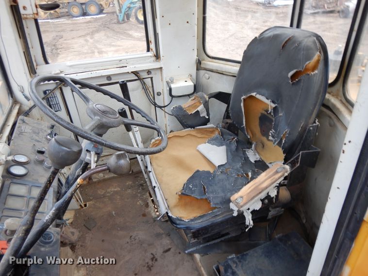 image for item DH8486 Dresser 530 wheel loader