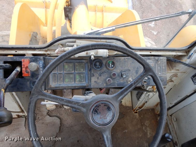 image for item DH8486 Dresser 530 wheel loader