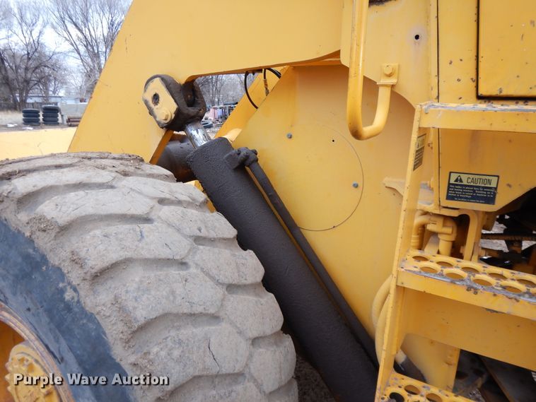 image for item DH8486 Dresser 530 wheel loader