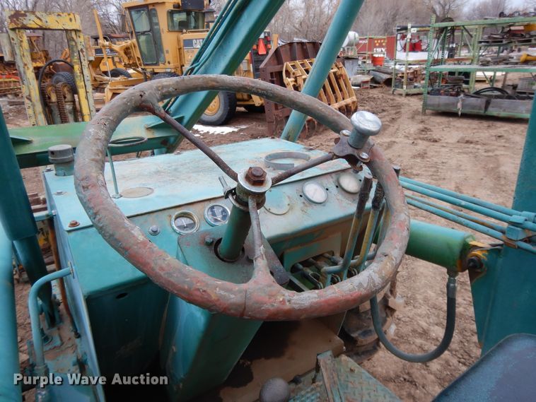 image for item DH8487 American wheel loader