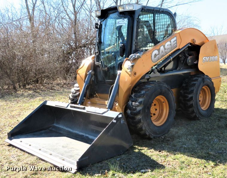 image for item DI2076 2014 Case SV300  skid steer loader