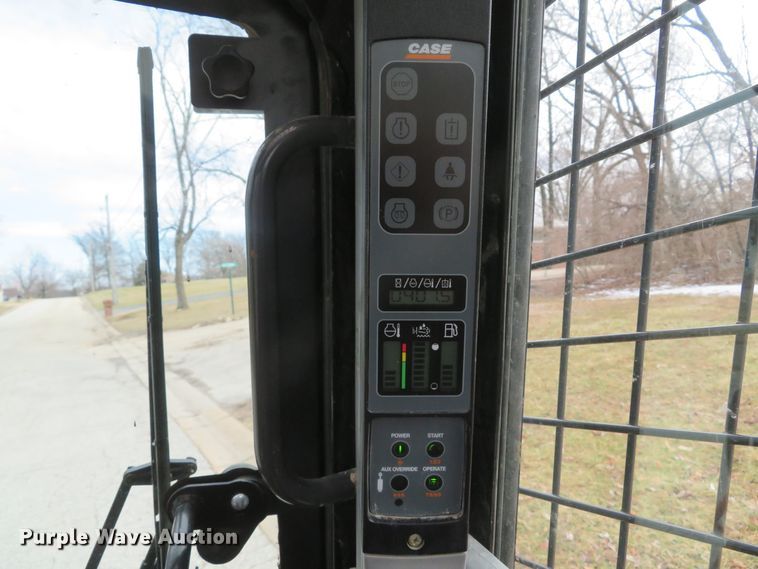 image for item DI2084 2017 Case TV380  tracked skid steer loader